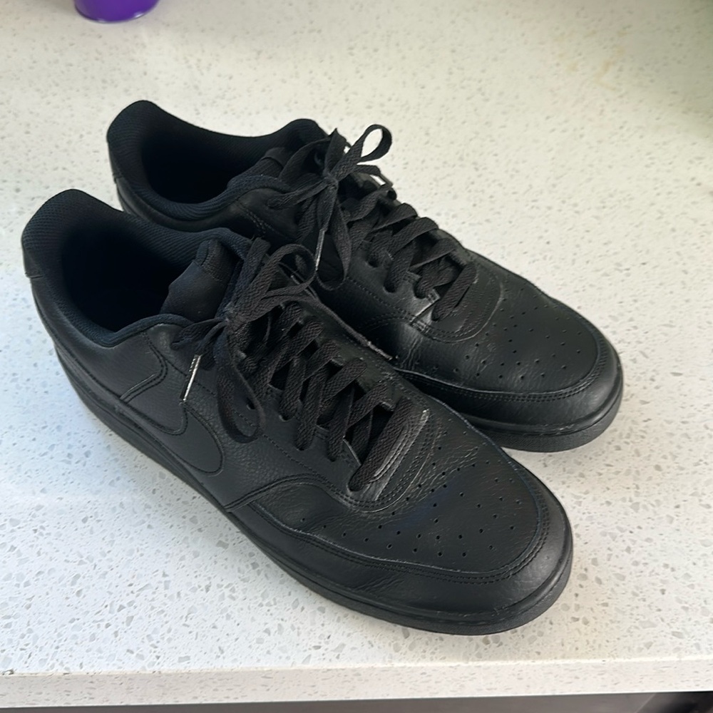 Nike Court Vision Low Triple Black.